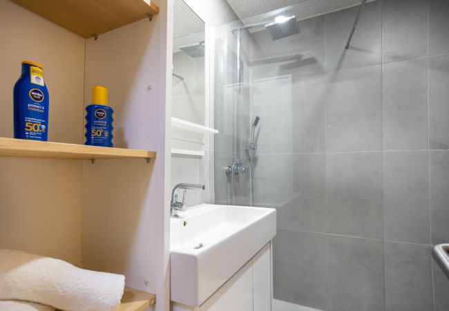 Apartamento en Los Cristianos - Castle Harbour Feel like home Flat Los Cristianos by LoveTenerife Apartamento en Los Cristianos - Castle Harbour Feel like home Flat Los Cristianos by LoveTenerife
