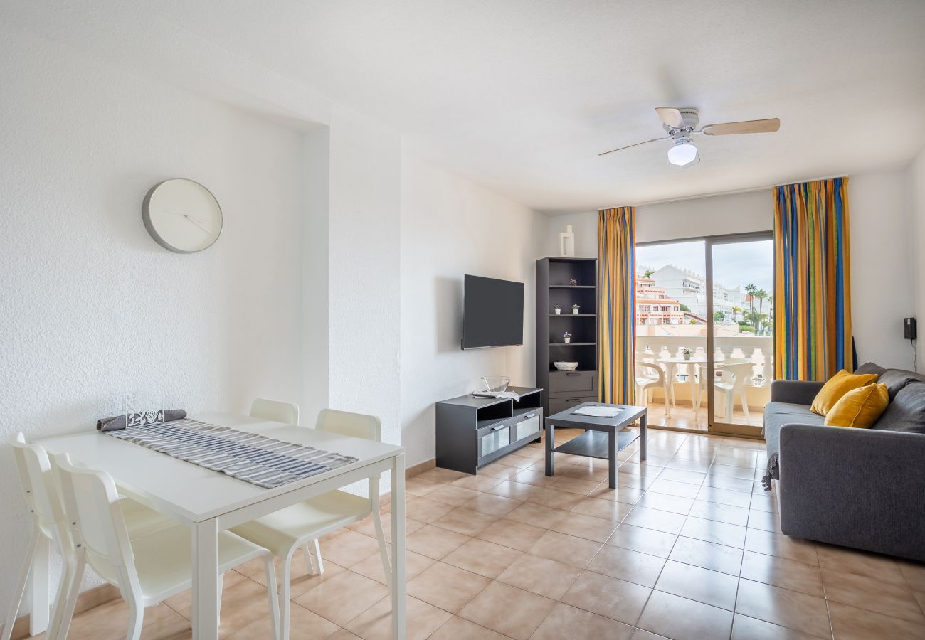 Apartamento en Los Cristianos -  Matthew’s Flat Los Cristianos by LoveTenerife (Love Tenerife)