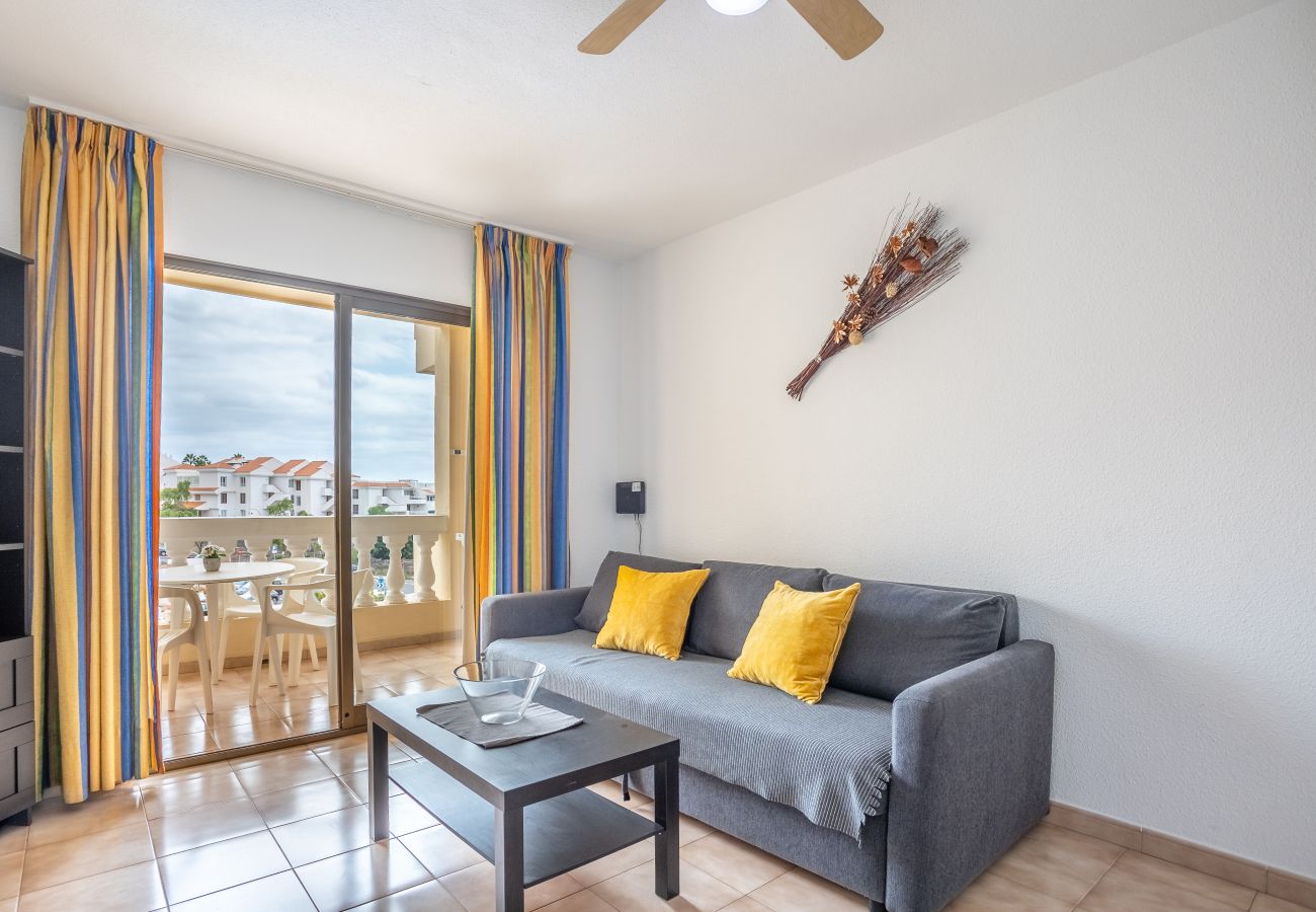 Apartamento en Los Cristianos -  Matthew’s Flat Los Cristianos by LoveTenerife (Love Tenerife)