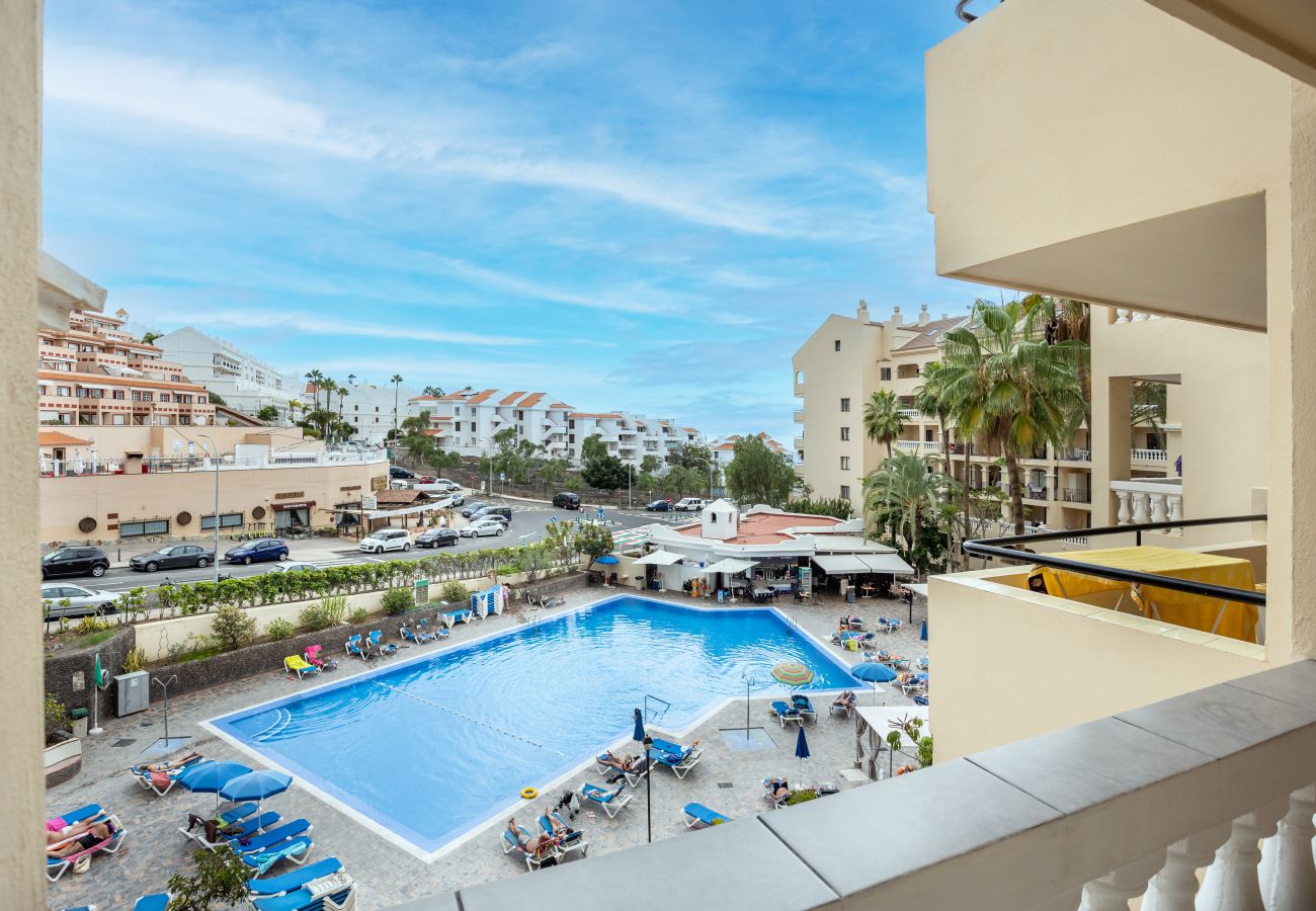 Apartamento en Los Cristianos - Castle Harbour Matthew’s Flat Los Cristianos by LoveTenerife