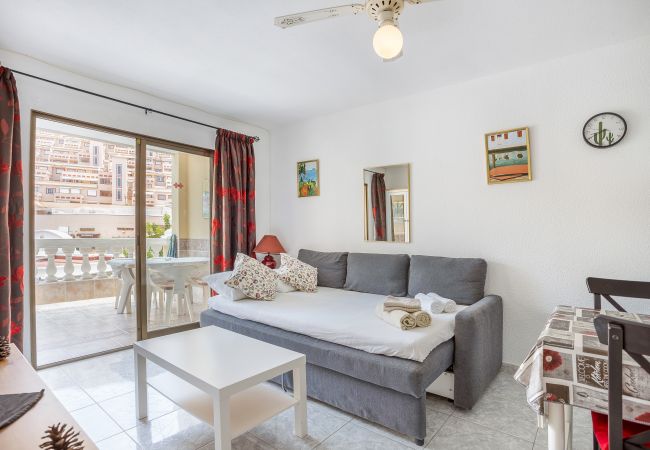 Apartamento en Los Cristianos - Castle Harbour Melanie's Flat Los Cristianos by LoveTenerife  Apartamento en Los Cristianos - Castle Harbour Melanie's Flat Los Cristianos by LoveTenerife