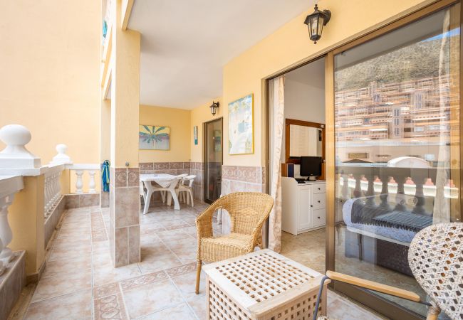Apartamento en Los Cristianos - Castle Harbour Melanie's Flat Los Cristianos by LoveTenerife  Apartamento en Los Cristianos - Castle Harbour Melanie's Flat Los Cristianos by LoveTenerife