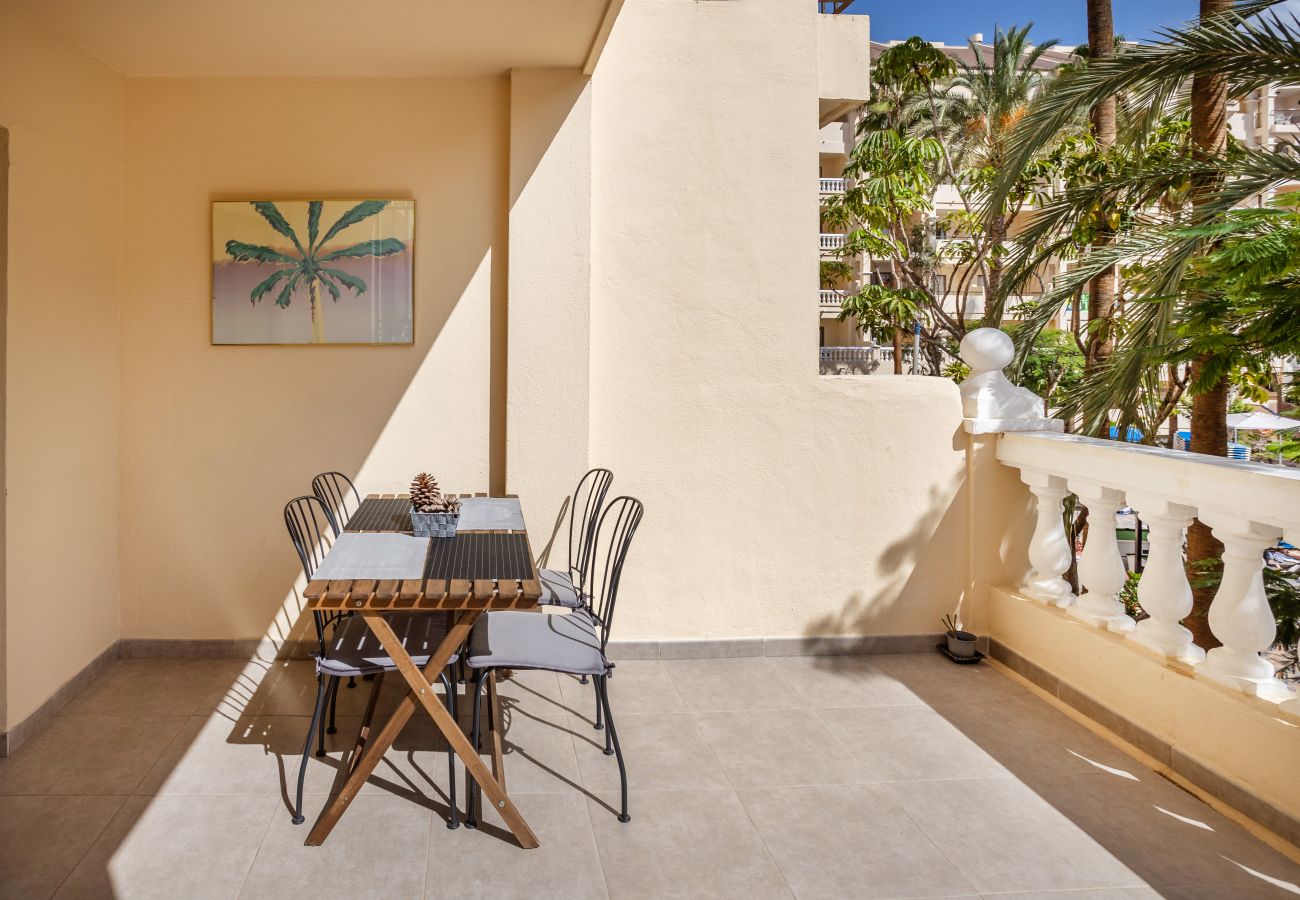 Estudio en Los Cristianos - Castle Harbour Samuel's Studio Los Cristianos by LoveTenerife