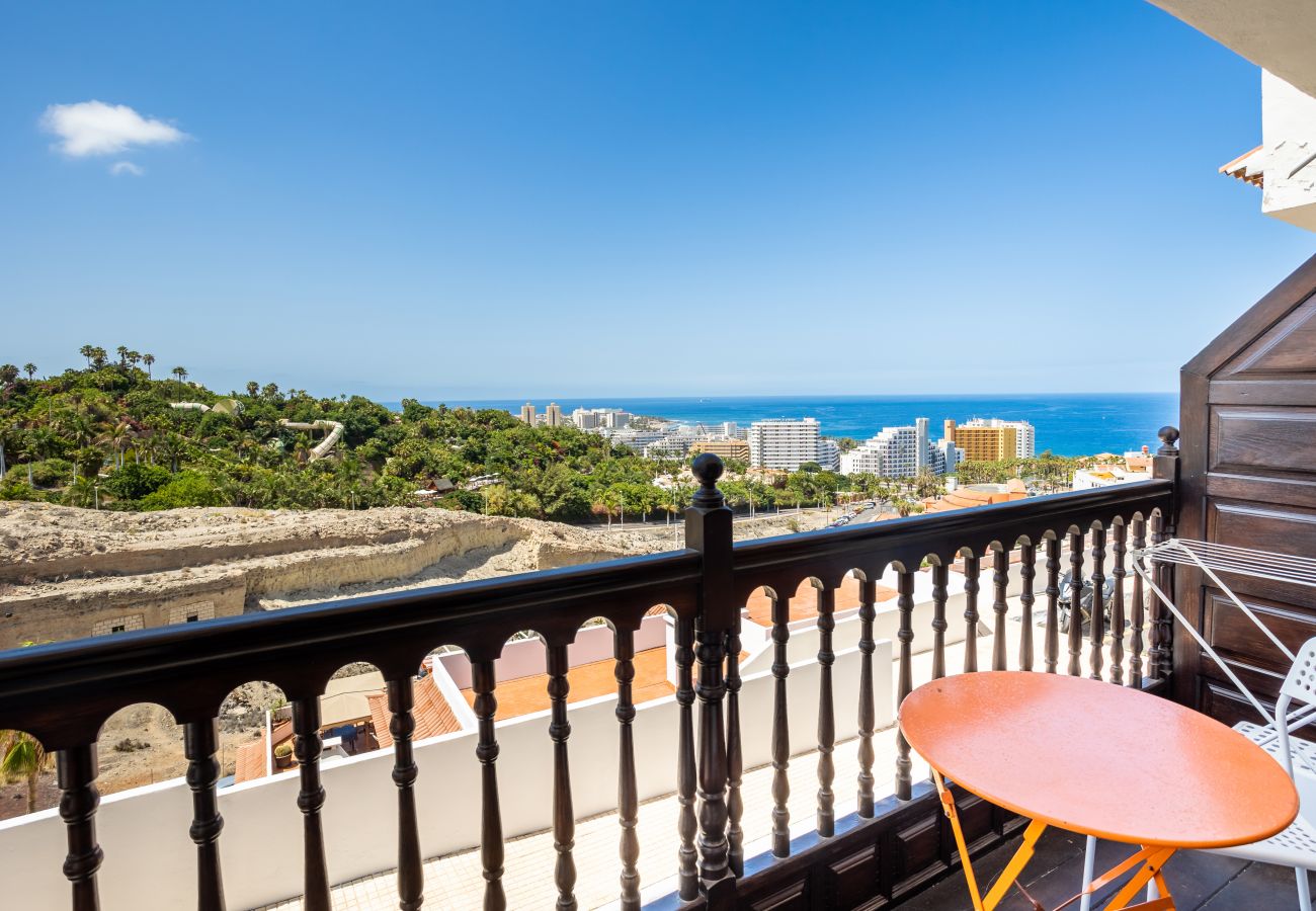 Apartamento en Costa Adeje - Ocean and Siam Park view Home by LoveTenerife (Love Tenerife)