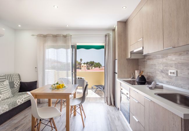 Apartamento en Costa Adeje - Mareverde Ocean View Flat by LoveTenerife (Love Tenerife) Apartamento en Costa Adeje - Mareverde Ocean View Flat by LoveTenerife (Love Tenerife)