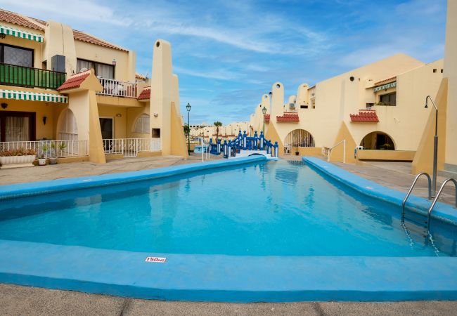 Apartamento en Costa Adeje - Mareverde Ocean View Flat by LoveTenerife (Love Tenerife) Apartamento en Costa Adeje - Mareverde Ocean View Flat by LoveTenerife (Love Tenerife)