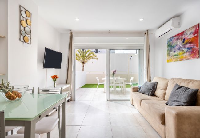 Apartamento en Los Cristianos - Family Home near Ocean Los Cristianos LoveTenerife (Love Tenerife) Apartamento en Los Cristianos - Family Home near Ocean Los Cristianos LoveTenerife (Love Tenerife)