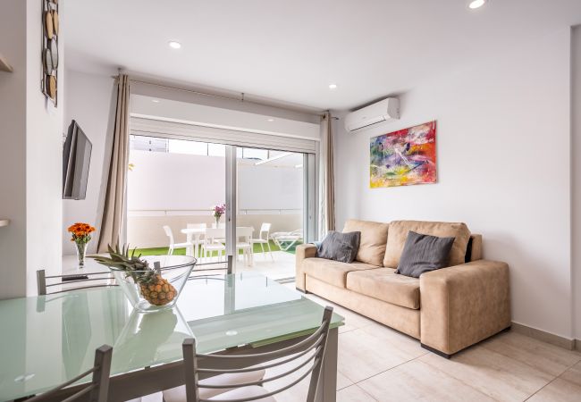 Apartamento en Los Cristianos - Family Home near Ocean Los Cristianos LoveTenerife (Love Tenerife) Apartamento en Los Cristianos - Family Home near Ocean Los Cristianos LoveTenerife (Love Tenerife)