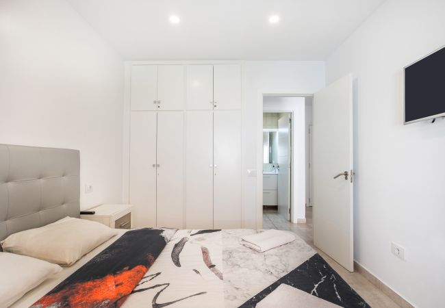 Apartamento en Los Cristianos - Family Home near Ocean Los Cristianos LoveTenerife (Love Tenerife) Apartamento en Los Cristianos - Family Home near Ocean Los Cristianos LoveTenerife (Love Tenerife)