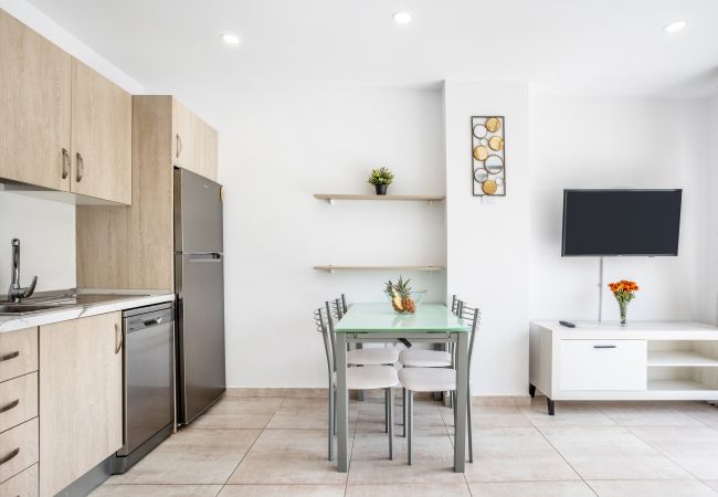 Apartamento en Los Cristianos - Family Home near Ocean Los Cristianos LoveTenerife (Love Tenerife) Apartamento en Los Cristianos - Family Home near Ocean Los Cristianos LoveTenerife (Love Tenerife)