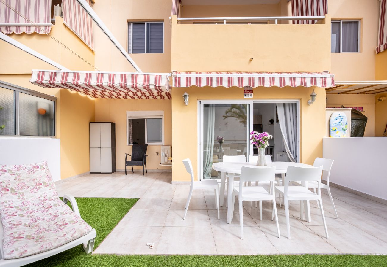 Apartamento en Los Cristianos - Family Home near Ocean Los Cristianos LoveTenerife (Love Tenerife)