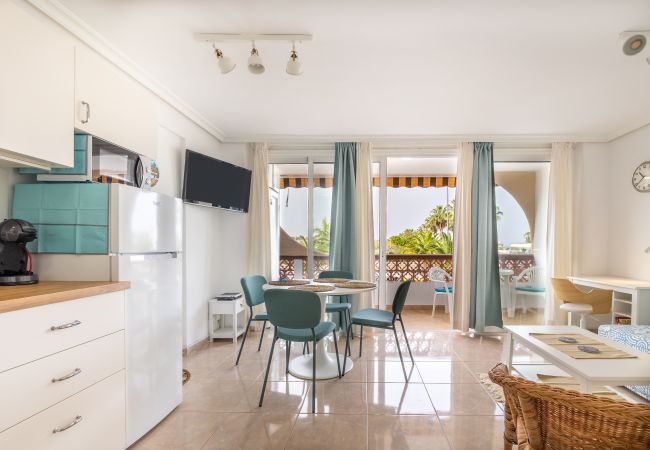 Apartamento en Palm - Mar -  Palm Mar Flat by LoveTenerife (Love Tenerife)