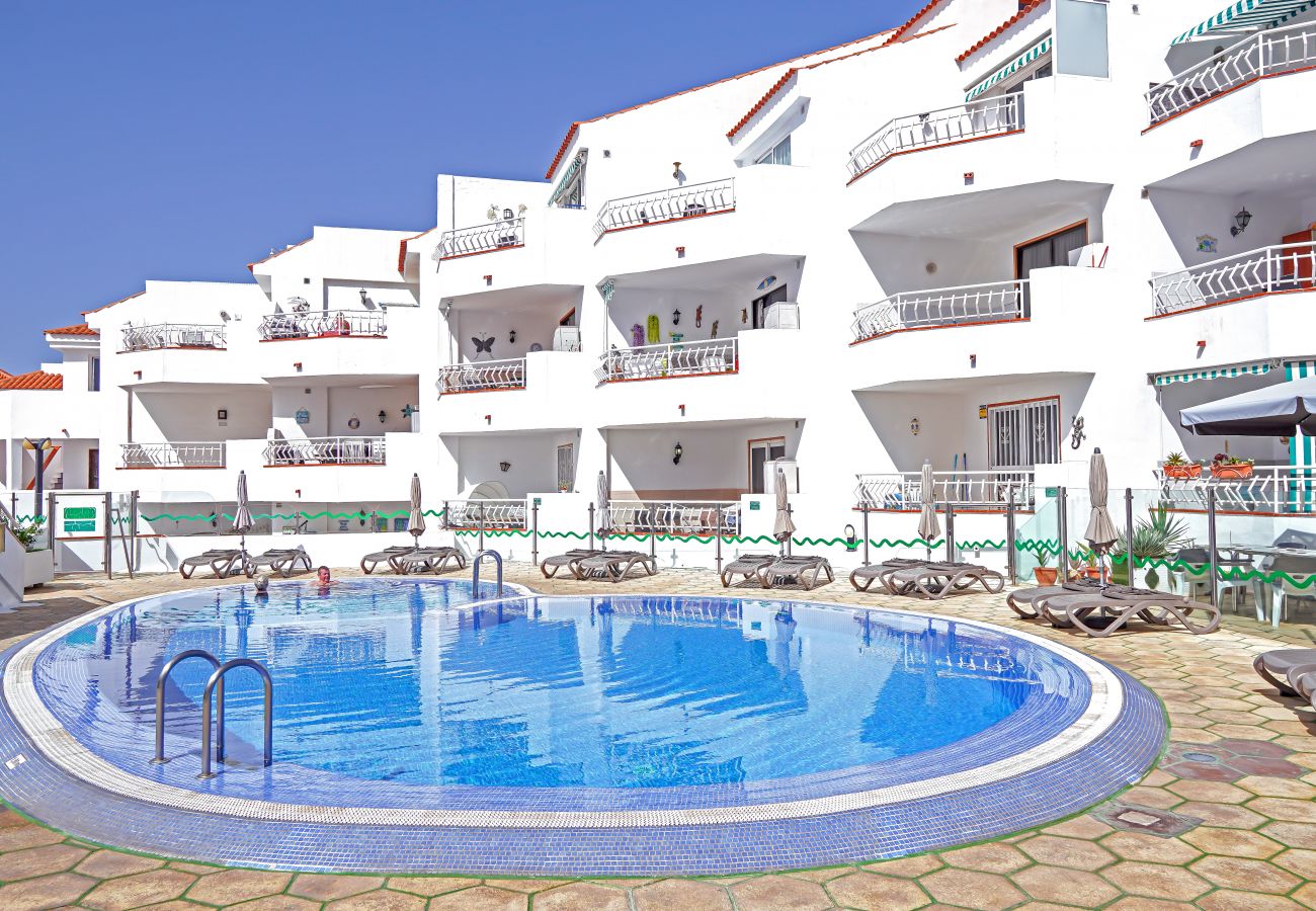 Apartamento en Los Cristianos - Gorgeous Los Diamantes Home by LoveTenerife (Love Tenerife)