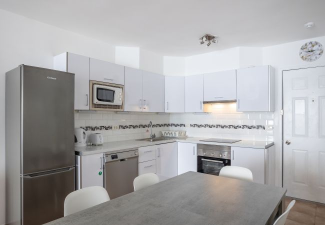 Apartamento en Los Cristianos - Castle Harbour Feel like home Flat II Los Cristianos LoveTenerife Apartamento en Los Cristianos - Castle Harbour Feel like home Flat II Los Cristianos LoveTenerife