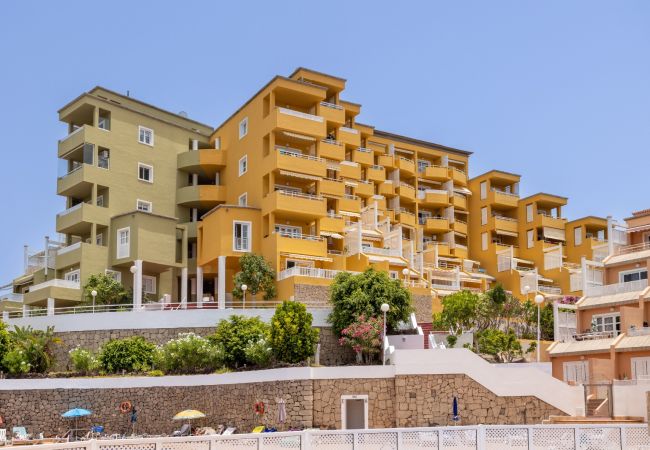 Apartamento en Adeje -  Costa Adeje Pool View Orlando Home by LoveTenerife (Love Tenerife) Apartamento en Adeje -  Costa Adeje Pool View Orlando Home by LoveTenerife (Love Tenerife)
