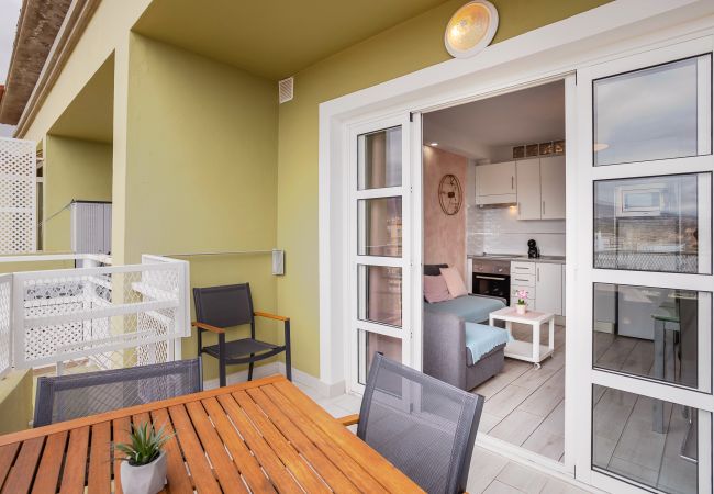 Apartamento en Adeje - Orlando Top Floor Ocean Teide view by LoveTenerife (Love Tenerife) Apartamento en Adeje - Orlando Top Floor Ocean Teide view by LoveTenerife (Love Tenerife)
