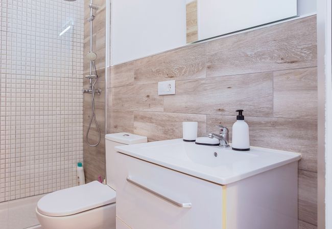 Apartamento en Adeje - Orlando Top Floor Ocean Teide view by LoveTenerife (Love Tenerife) Apartamento en Adeje - Orlando Top Floor Ocean Teide view by LoveTenerife (Love Tenerife)