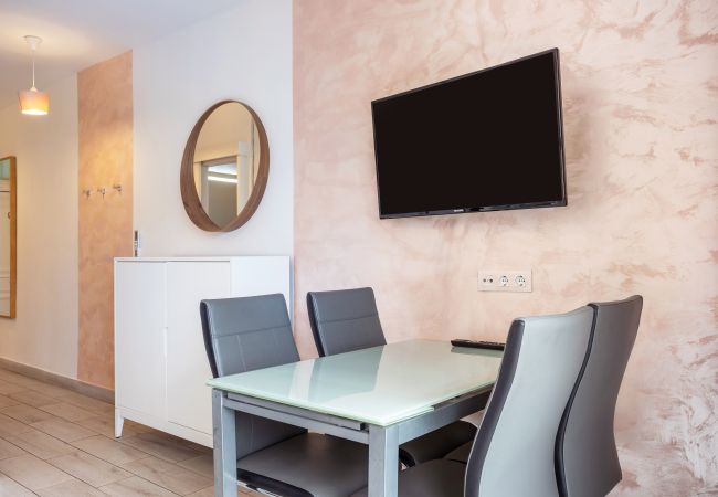 Apartamento en Adeje - Orlando Top Floor Ocean Teide view by LoveTenerife (Love Tenerife) Apartamento en Adeje - Orlando Top Floor Ocean Teide view by LoveTenerife (Love Tenerife)