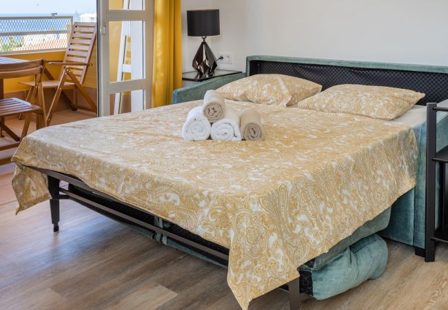 Apartamento en Adeje - Great Ocean View Torviscas Beach Home LoveTenerife  Apartamento en Adeje - Great Ocean View Torviscas Beach Home LoveTenerife