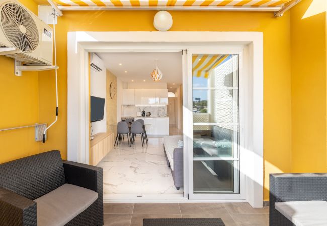 Apartamento en Adeje - Golden Orlando Sunny Terrace Home by LoveTenerife Apartamento en Adeje - Golden Orlando Sunny Terrace Home by LoveTenerife