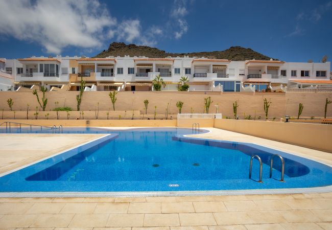 Casa adosada en Adeje - FAMILY HOME WITH POOL AND SEA VIEW Casa adosada en Adeje - FAMILY HOME WITH POOL AND SEA VIEW