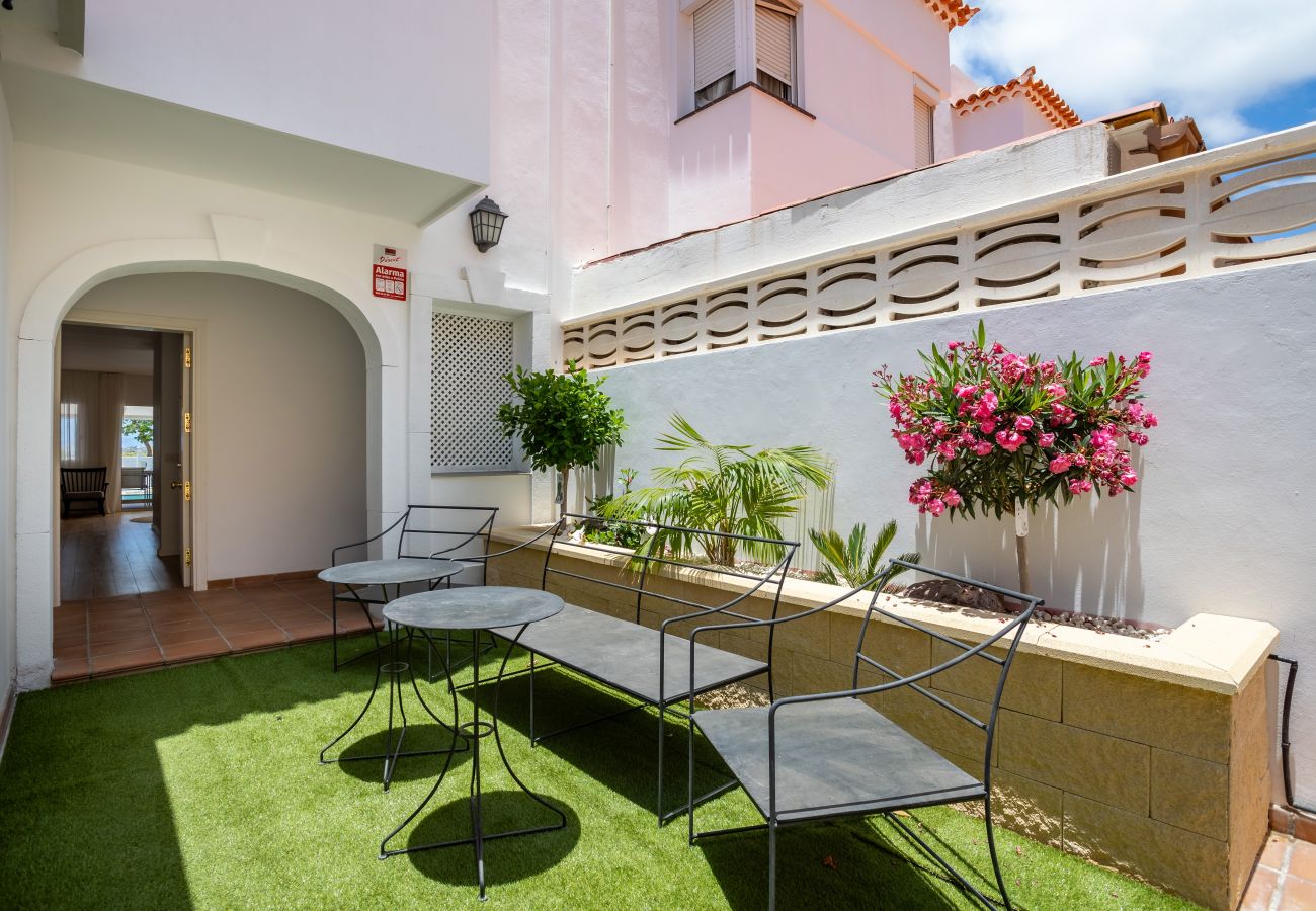 Casa adosada en Adeje - FAMILY HOME WITH POOL AND SEA VIEW