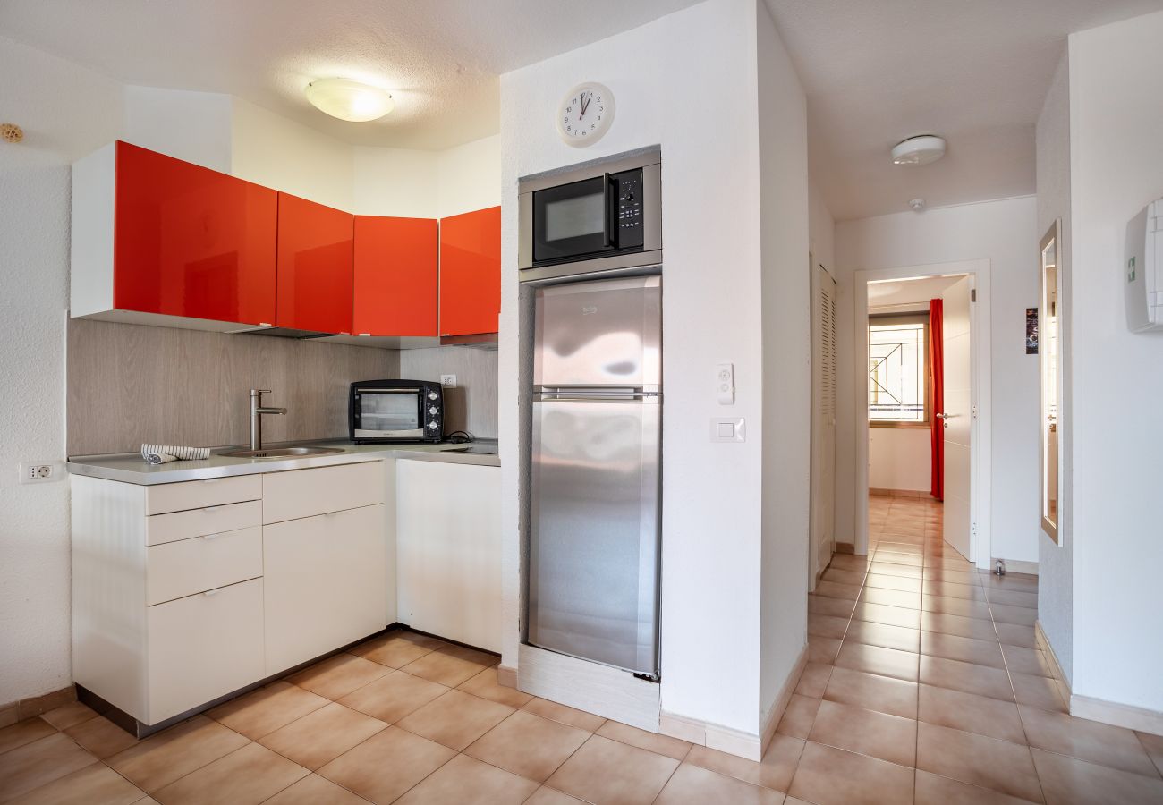 Apartment in Los Cristianos - Phoebe's Flat Los Cristianos by LoveTenerif (Love Tenerife)