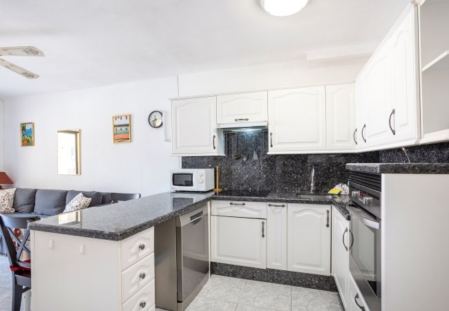 Apartment in Los Cristianos - Castle Harbour Melanie's Flat Los Cristianos by LoveTenerife  Apartment in Los Cristianos - Castle Harbour Melanie's Flat Los Cristianos by LoveTenerife