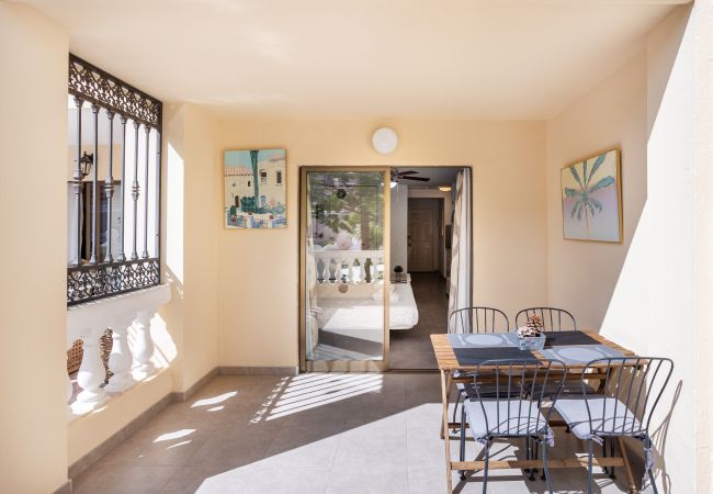 Studio in Los Cristianos - Castle Harbour Samuel's Studio Los Cristianos by LoveTenerife Studio in Los Cristianos - Castle Harbour Samuel's Studio Los Cristianos by LoveTenerife