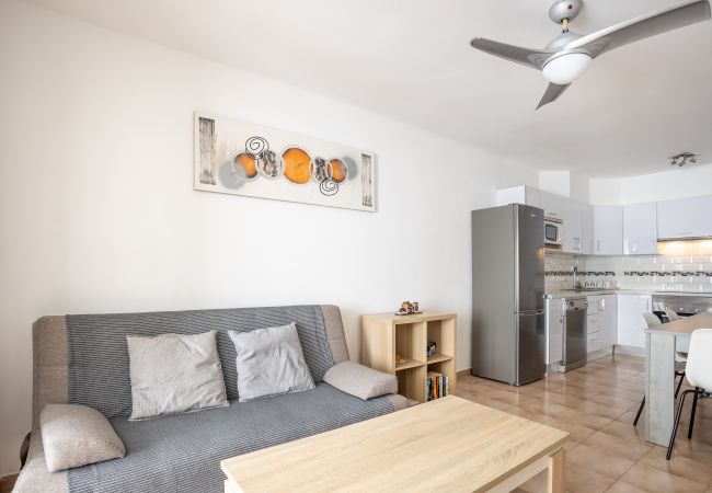 Apartment in Los Cristianos - Castle Harbour Feel like home Flat II Los Cristianos LoveTenerife Apartment in Los Cristianos - Castle Harbour Feel like home Flat II Los Cristianos LoveTenerife