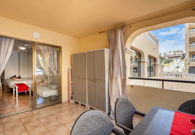 Studio in Los Cristianos - Castle Harbour Cozy Studio Heated Pool Los Cristianos LoveTenerife Studio in Los Cristianos - Castle Harbour Cozy Studio Heated Pool Los Cristianos LoveTenerife