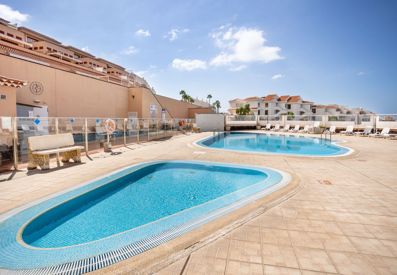 Apartment in Los Cristianos - Best Panoramatic View Home in Los Cristianos (Love Tenerife) 