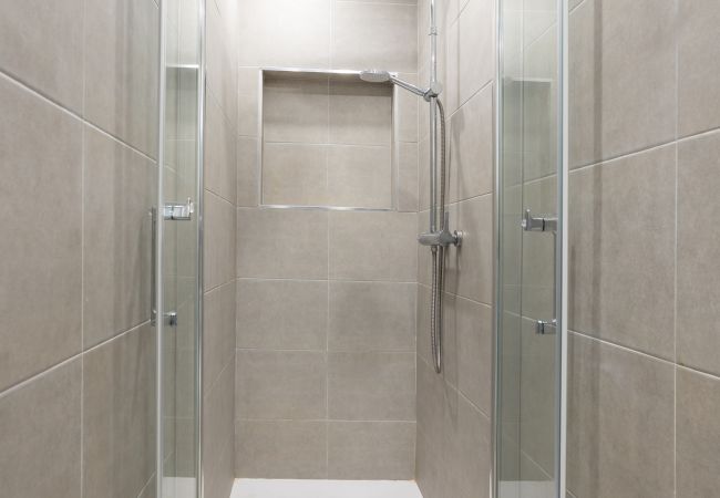 Apartment in Los Cristianos - Castle Harbour Luxury Family Home Heated Pool Apartment in Los Cristianos - Castle Harbour Luxury Family Home Heated Pool