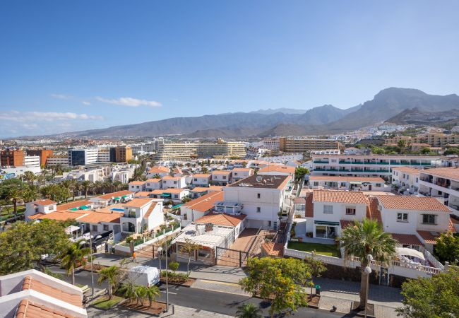 Apartment in Costa Adeje - LUXURY SAN EUGENIO OCEAN AND HARBOUR VIEW HOME by LOVETENERIFE Apartment in Costa Adeje - LUXURY SAN EUGENIO OCEAN AND HARBOUR VIEW HOME by LOVETENERIFE