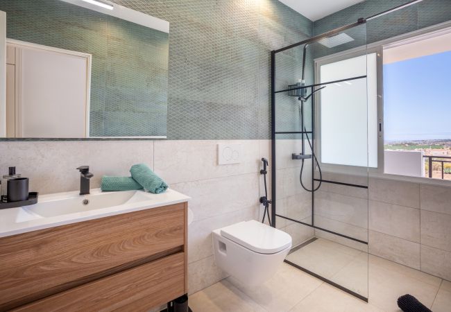 Terraced House in Adeje - FAMILY HOME WITH POOL AND SEA VIEW Terraced House in Adeje - FAMILY HOME WITH POOL AND SEA VIEW